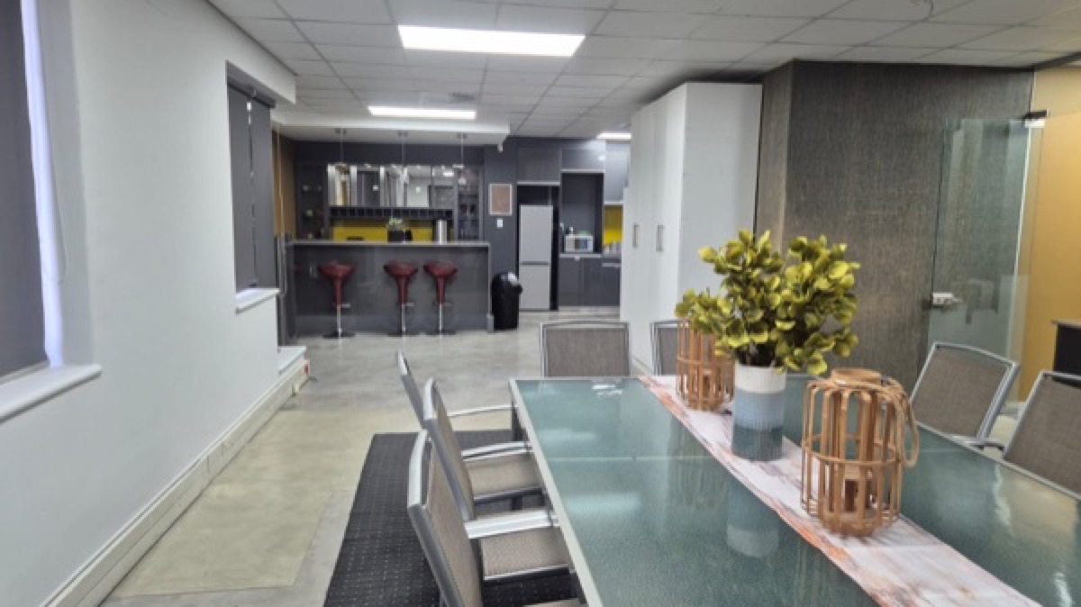 LePetta office culture